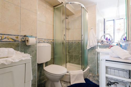 Victoria Rooms - image 2