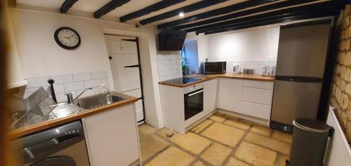 廚房, Quirky Cottage - Dogs Welcome in 科斯罕