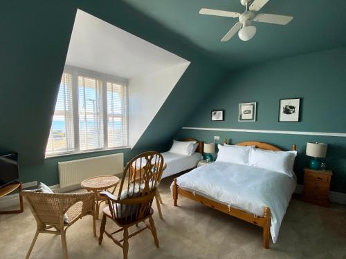 Triple Room with Sea View