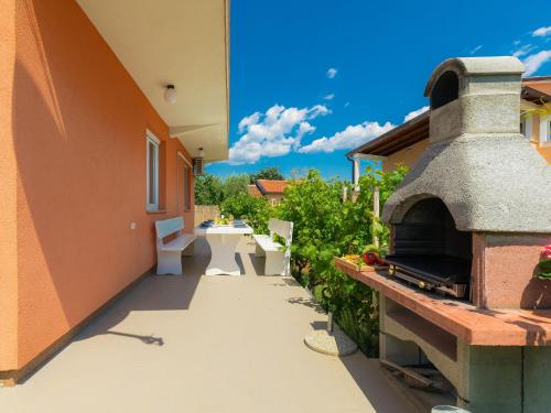 Holiday Home Neja by Interhome in Loborika
