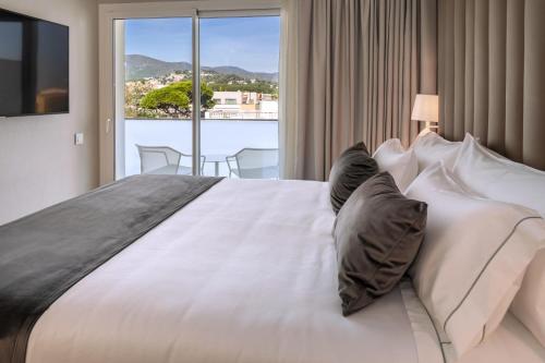 Hotel Playafels - main image