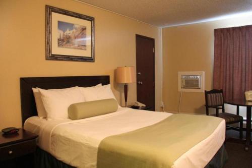 Acorn Motel
