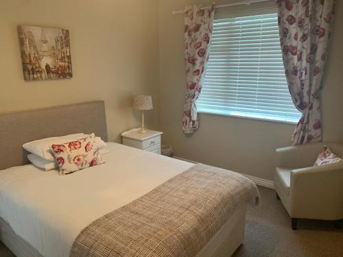 . Oak Lodge