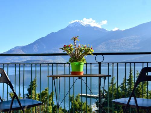  Apartment Serenella by Interhome, Pension in Gravedona