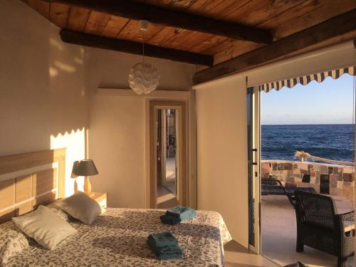 Spectacular Studio & Terrace next to the Ocean