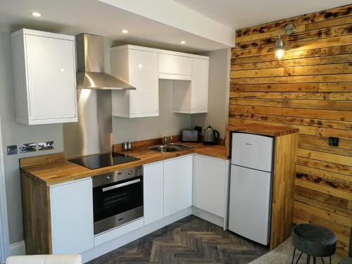 Derby Den by Cliftonvalley Apartments