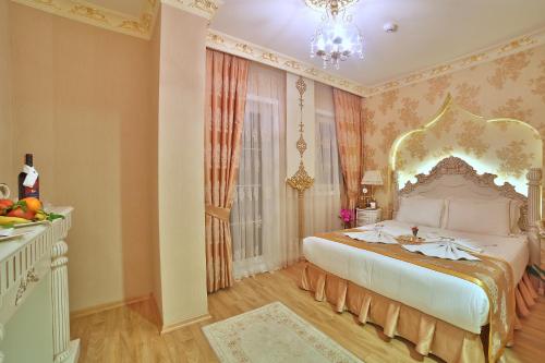 White House Hotel Istanbul - image 2