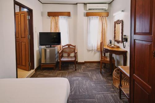 1 twin bed