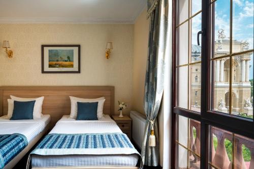 1 queen bed