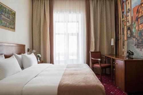 1 queen bed