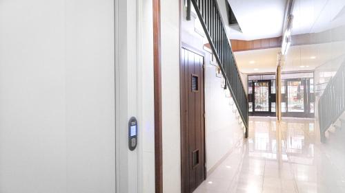 Bed&Bcn Sant Andreu - image 9