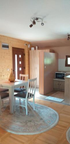 Apartments Bogdanović (Apartments Bogdanovic) in Mokra Gora