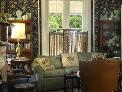 Alice's Snyder House Bed and Breakfast - image 3