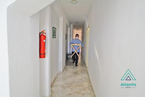 Hotel Atlantis - image 12