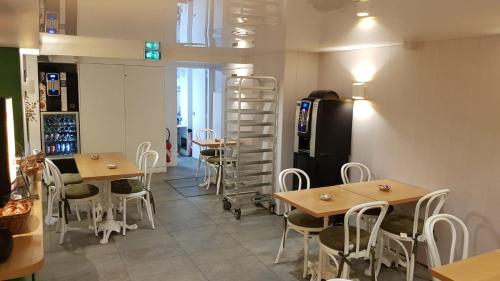 Hôtel Sunny - image 3