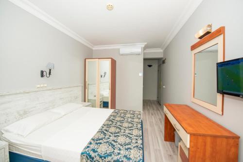 Golden Moon Hotel Golden Moon Hotel is perfectly located for both business and leisure guests in Fethiye. The property has everything you need for a comfortable stay. Service-minded staff will welcome and guide you at 