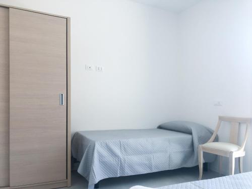 2 bedrooms, 4 beds