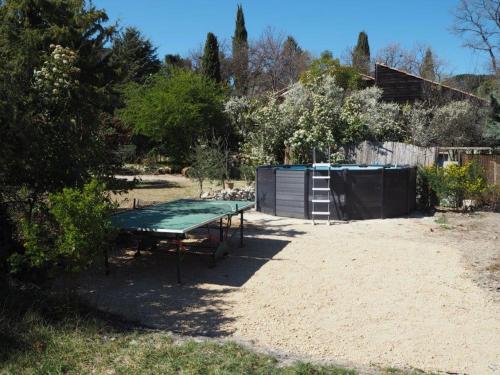Maison en Provence, climatisee, jardin et piscine in Venelles