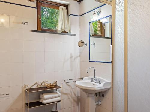 Stunning Apartment in Perugia with shared Pool - image 8