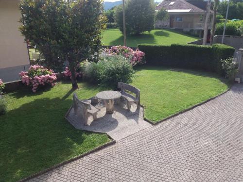. Appartamento con giardino Gemona