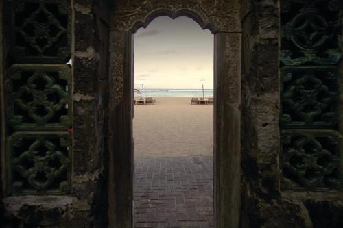 タンジュン サリ ホテル