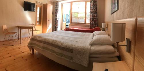 Triple Room with Terrace image 6