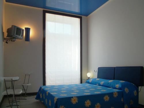 Caracciolo 10, Napoli (foto 3)