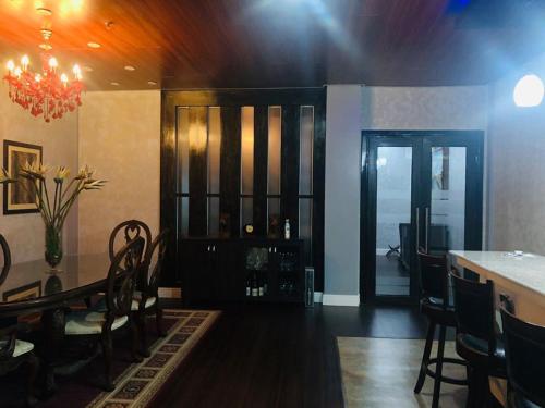 Seacliff Suites Hotel and Resort in Pinamalayan