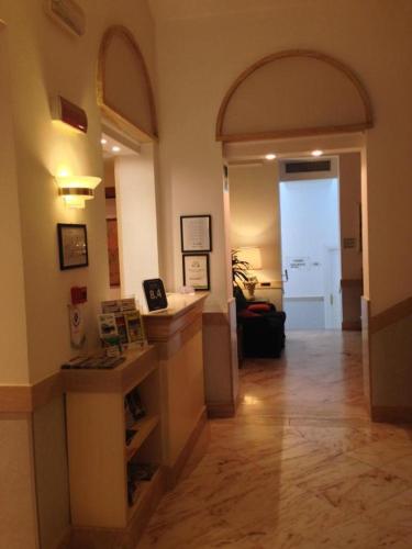 ホテル アストリア ガーデン