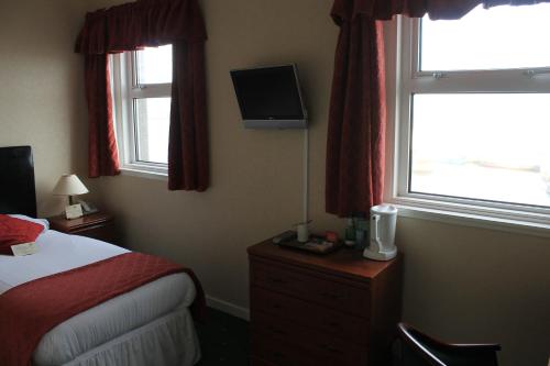 The Kirkwall Hotel - image 8