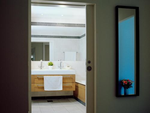 Atlantic Suites Serviced Apartments photo 4