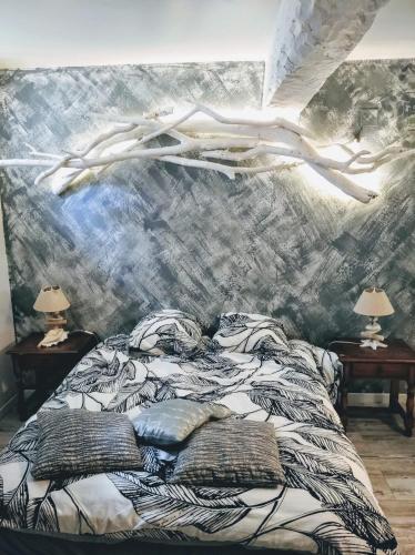 Site au coeur du tournage le Canal des secrets chambre d'hôte Beauteville