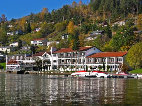 Strand Fjordhotel - Hotel - Ulvik