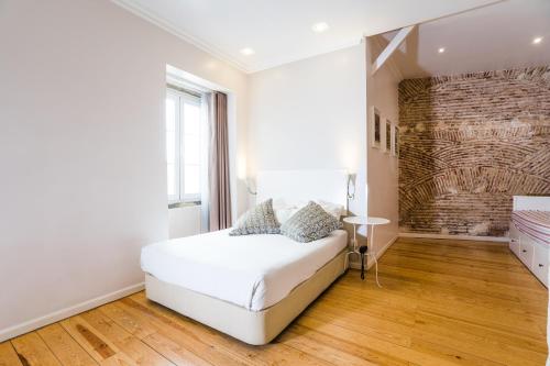 Lisbon Arsenal Suites - image 10