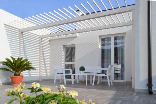 Quattroquarti Stradivari Home, Noto