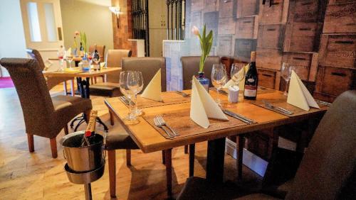 Restaurant, Coach House Hotel Sligo in Ballymote