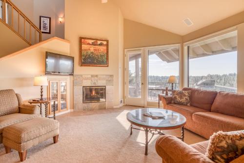 River Ridge One-Bedroom Condos - image 2