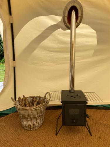 Fonclaire Holidays Glamping 'Luxury Camping' - image 2