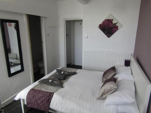 Alderley Hotel Blackpool - image 2