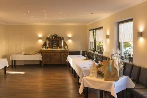 Hotel Restaurant Häsfeld in Überherrn, Deutschland