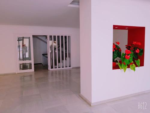 Apartment with Pool View  image 1