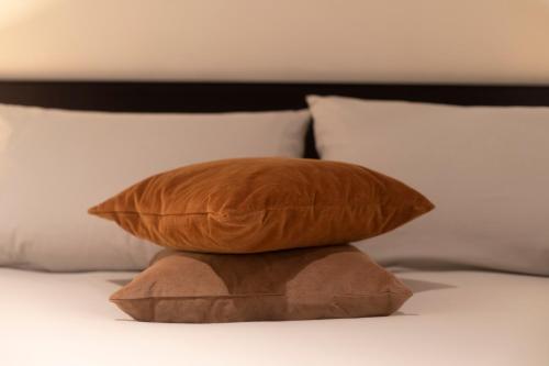 DestinationBCN Universitat Apartments