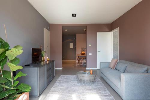 DestinationBCN Universitat Apartments