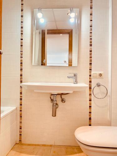 Apartamentos Boutique Peñíscola Playa - image 10
