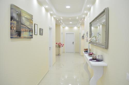Apartments Royal Lux - image 10