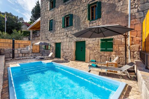 Villa Lazini Dvori - Accommodation - Staševica