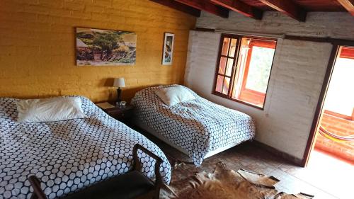 2 double beds