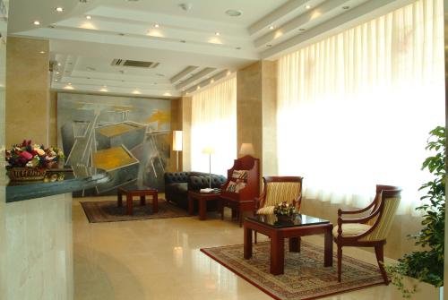 Hotel Gran Legazpi - image 5