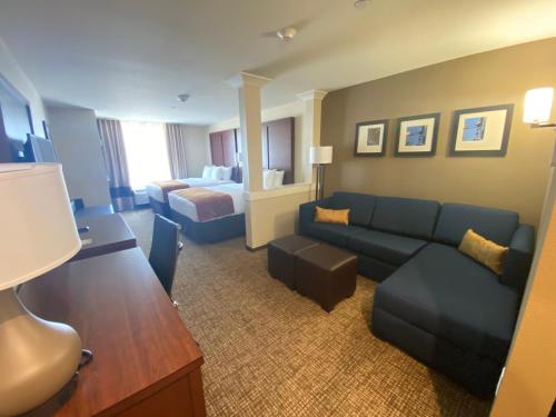 Comfort Suites Midland West