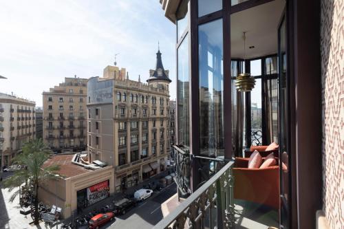 DestinationBCN Universitat Apartments